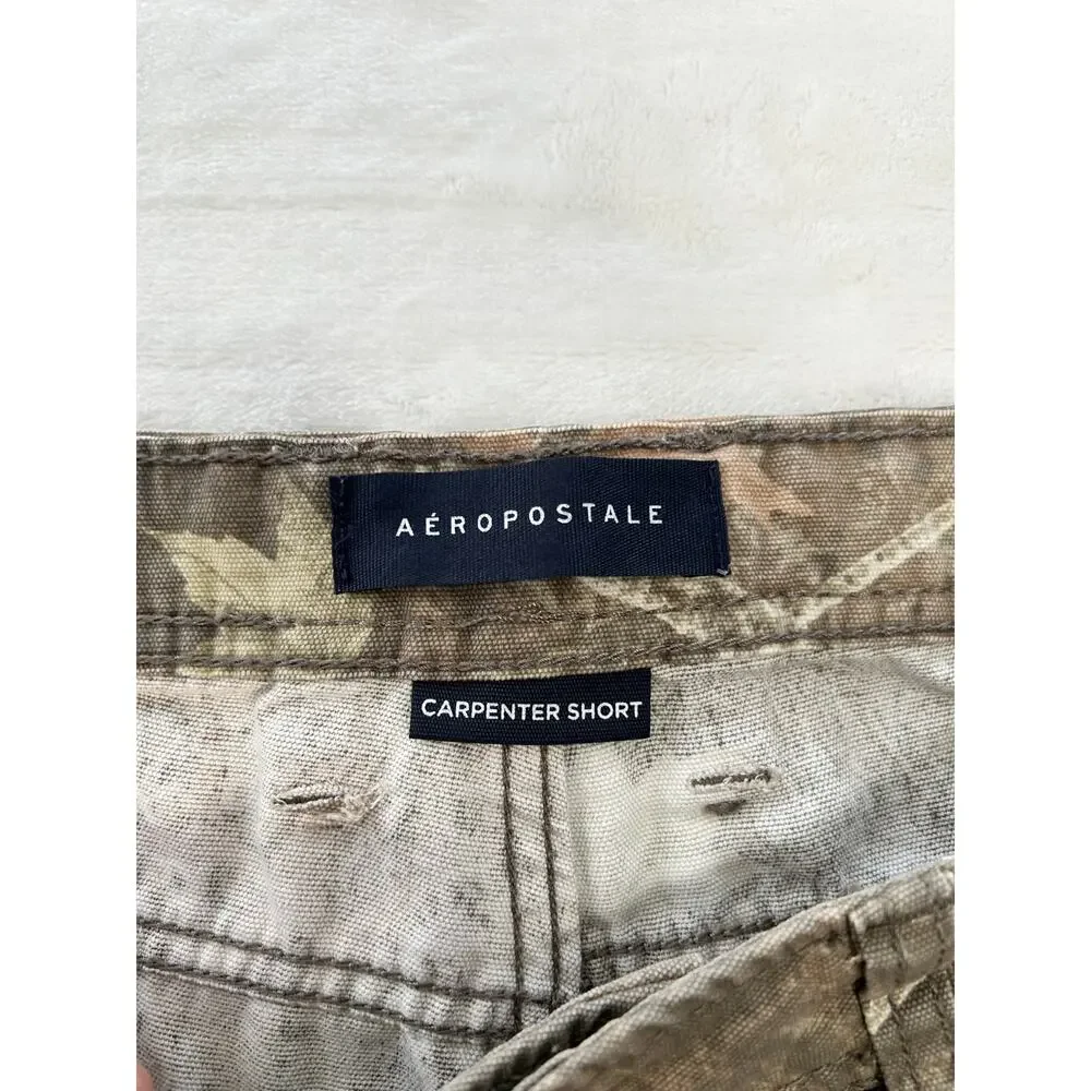Aeropostale Camo Carpenter Shorts Men's Large